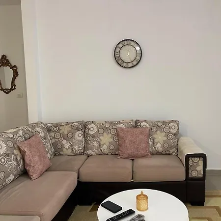 Апартаменты Liqeni Near Zoo & *